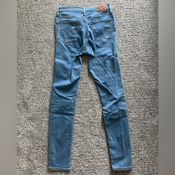 Levi Blue Ripped Jeans - Picture 2 of 3